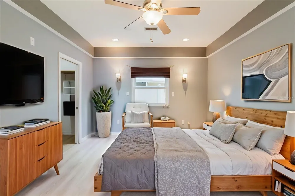 2009 PEPPERTREE COURT Oldsmar, FL 34677