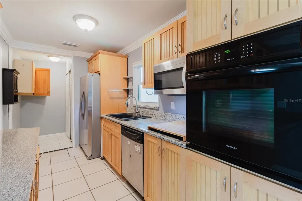 2009 PEPPERTREE COURT Oldsmar, FL 34677