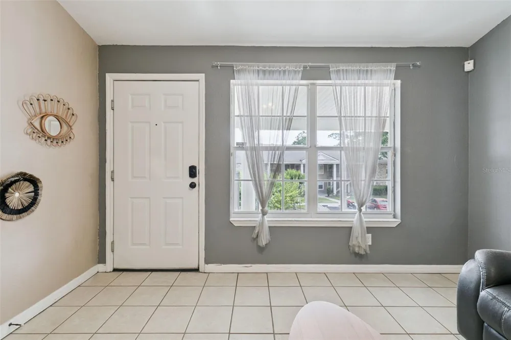 145 RESERVE CIRCLE #205 Oviedo, FL 32765