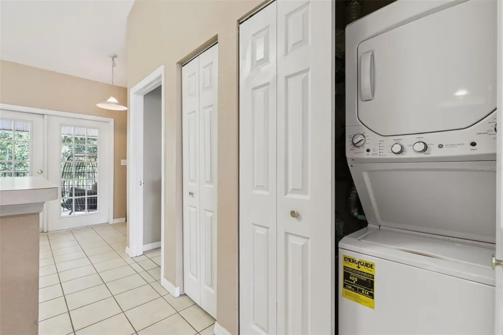 145 RESERVE CIRCLE #205 Oviedo, FL 32765