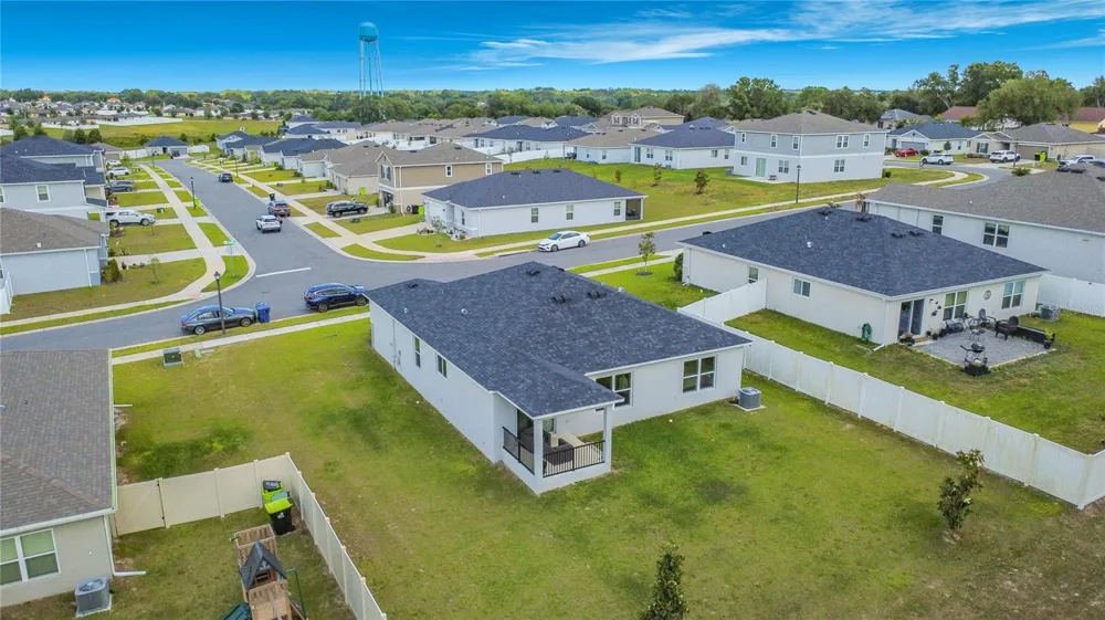 1507 GERANIUM DRIVE Mascotte, FL 34753