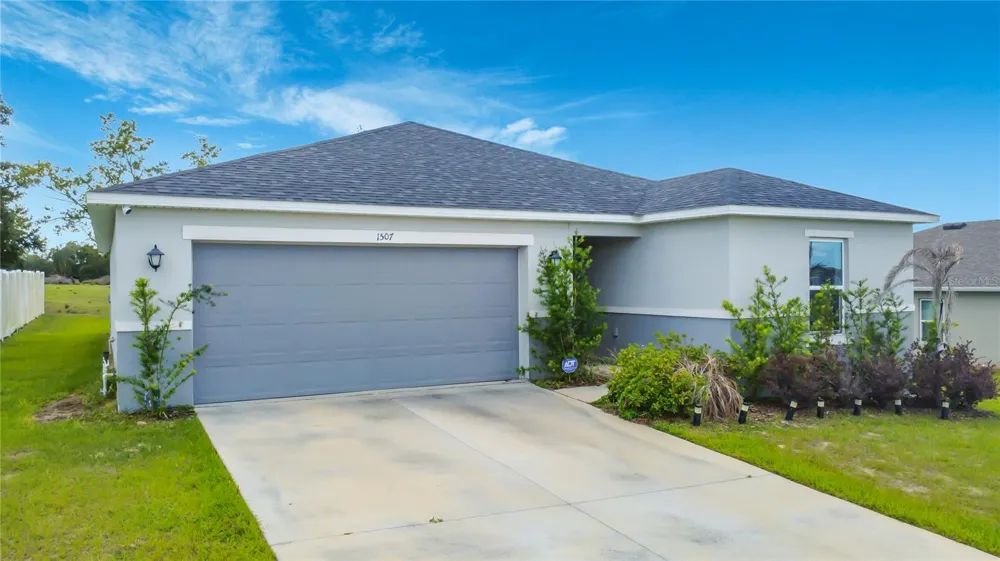 1507 GERANIUM DRIVE Mascotte, FL 34753