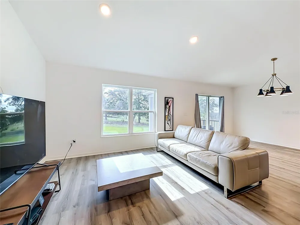 1507 GERANIUM DRIVE Mascotte, FL 34753