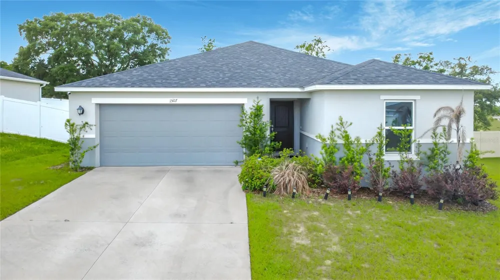1507 GERANIUM DRIVE Mascotte, FL 34753