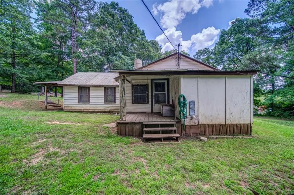 261 Steve Tate Highway Marble Hill, GA 30148