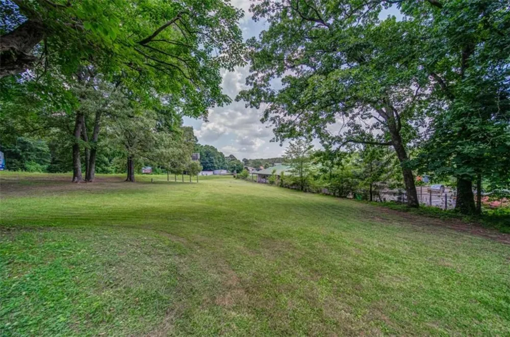261 Steve Tate Highway Marble Hill, GA 30148