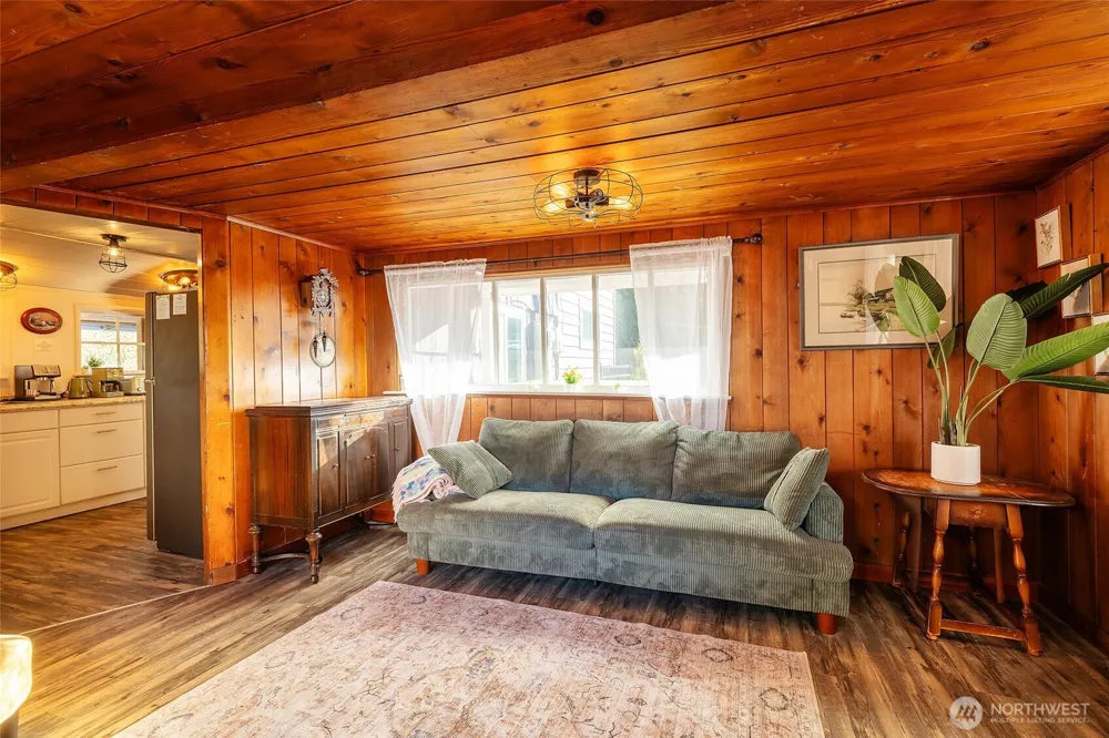 1220 S forrest Street Westport, WA 98595