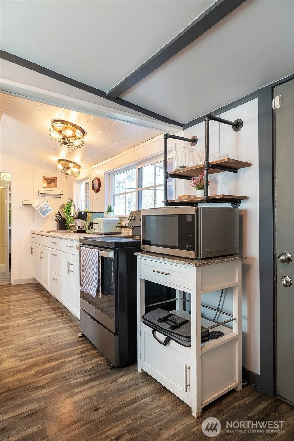 1220 S forrest Street Westport, WA 98595