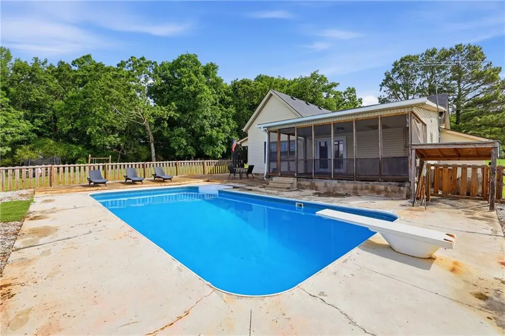 5525 Sandy Cross Road Carnesville, GA 30521