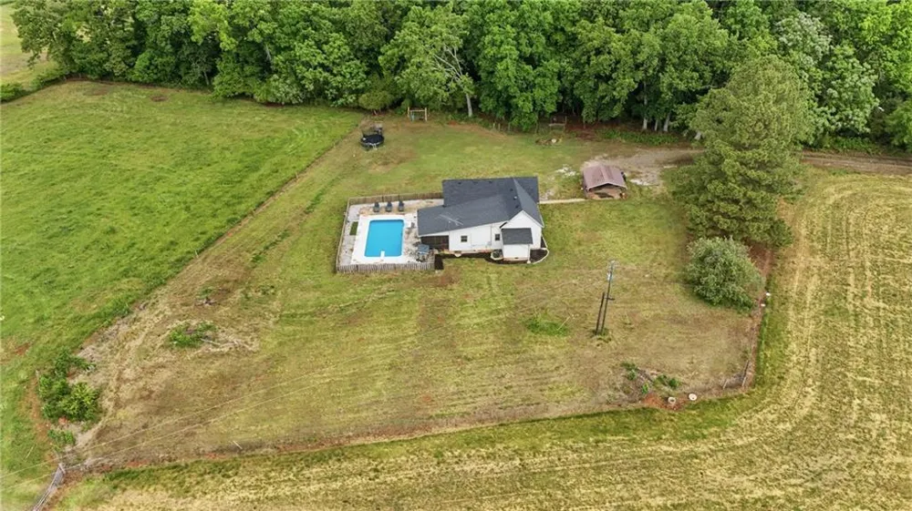 5525 Sandy Cross Road Carnesville, GA 30521