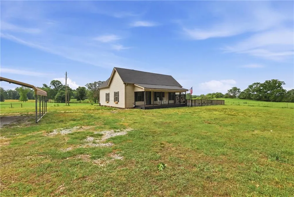 5525 Sandy Cross Road Carnesville, GA 30521