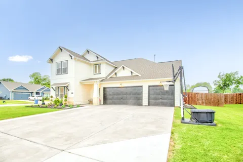 600 Kyle Drive