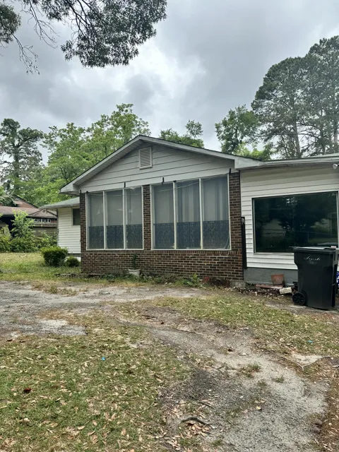 2429 Dickey Road