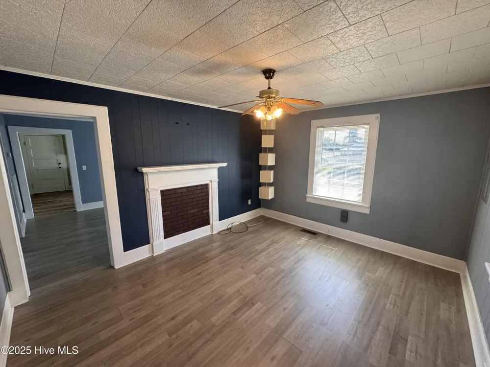 107 S Mccaskey Road Williamston, NC 27892
