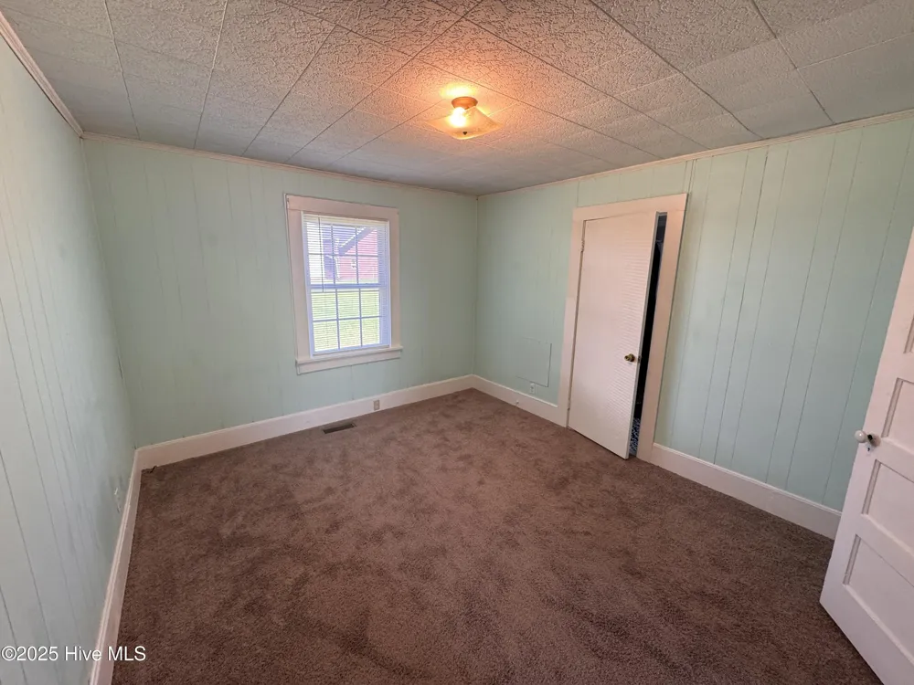 107 S Mccaskey Road Williamston, NC 27892