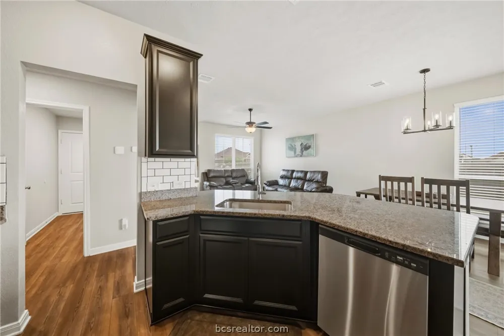 203 36th Ridge Caldwell, TX 77836