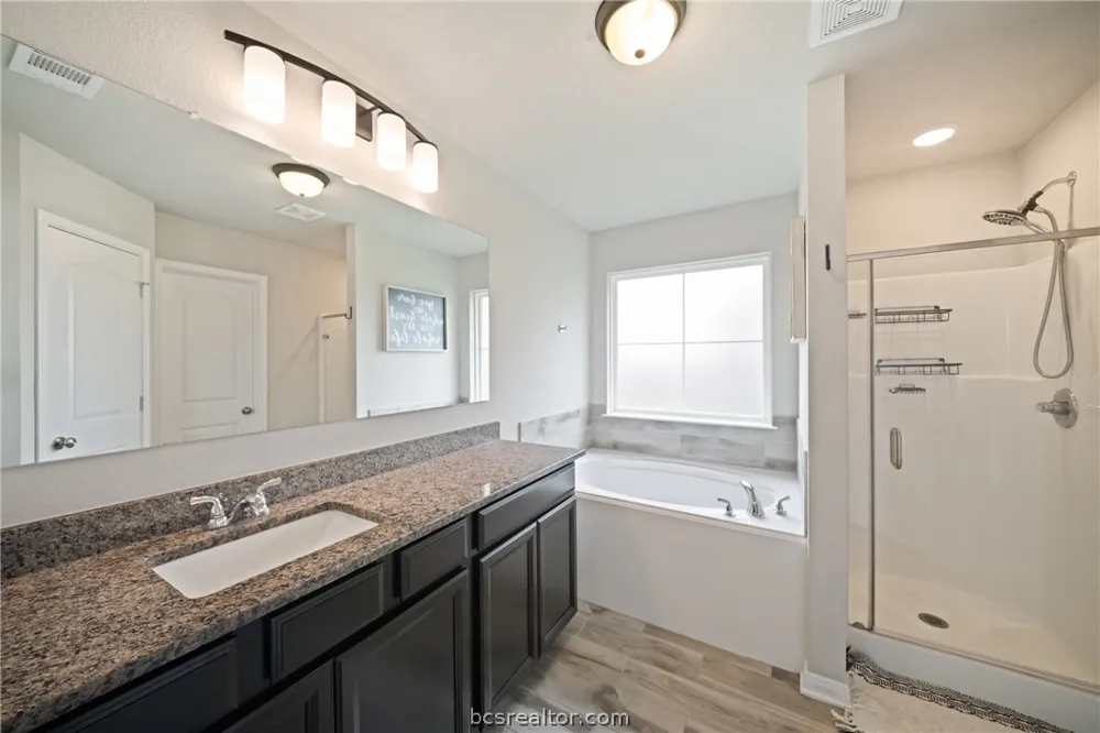 203 36th Ridge Caldwell, TX 77836