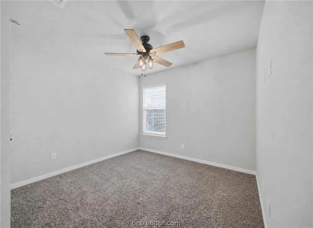 203 36th Ridge Caldwell, TX 77836