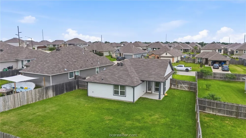 203 36th Ridge Caldwell, TX 77836