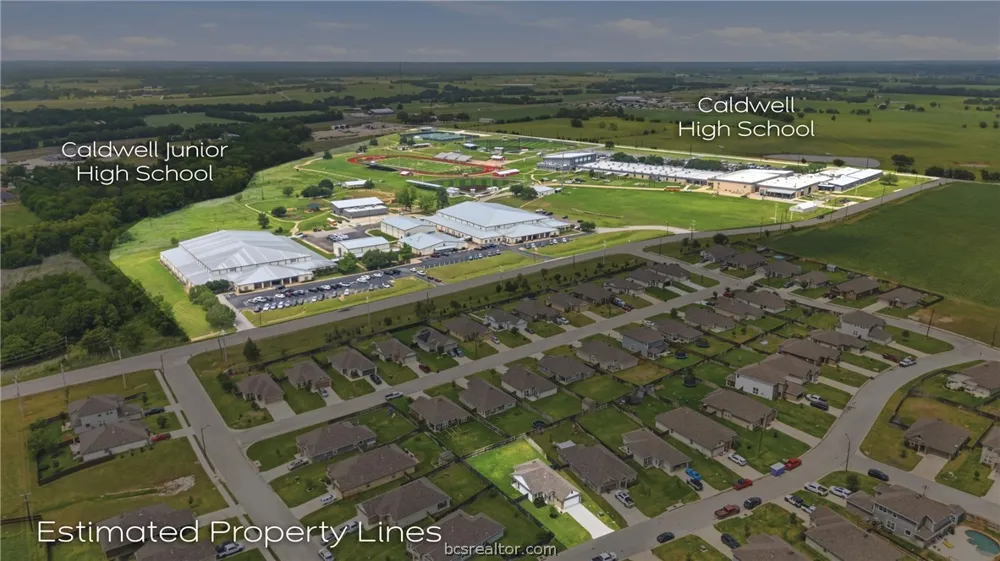 203 36th Ridge Caldwell, TX 77836