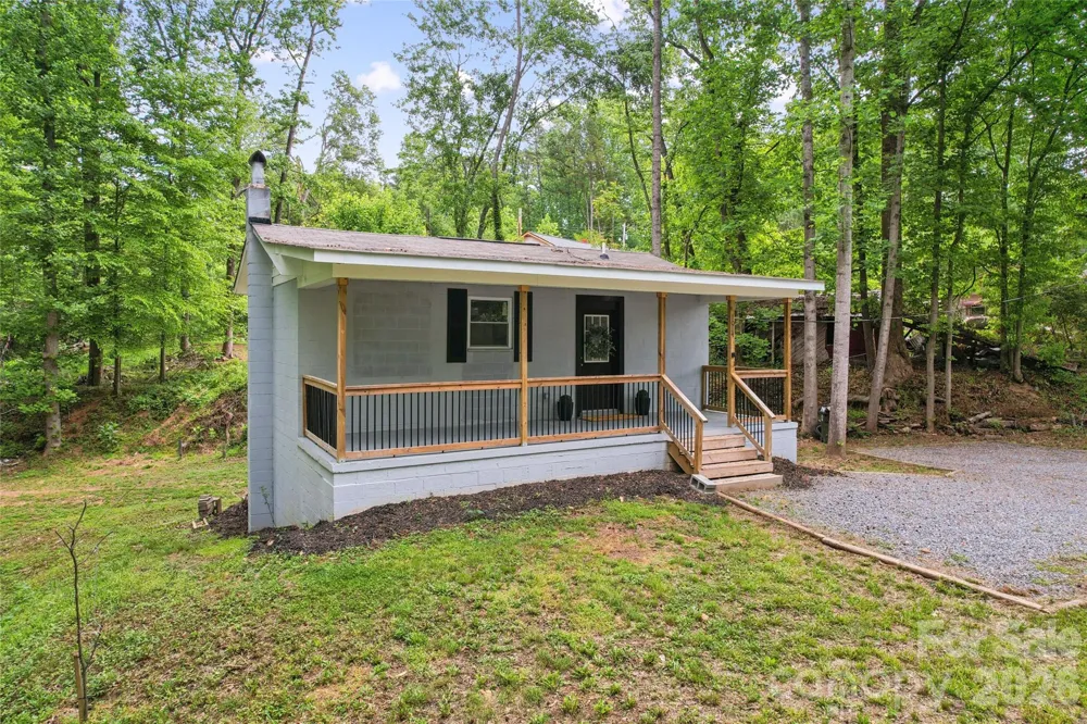 1014 Mountain Street Cherryville, NC 28021