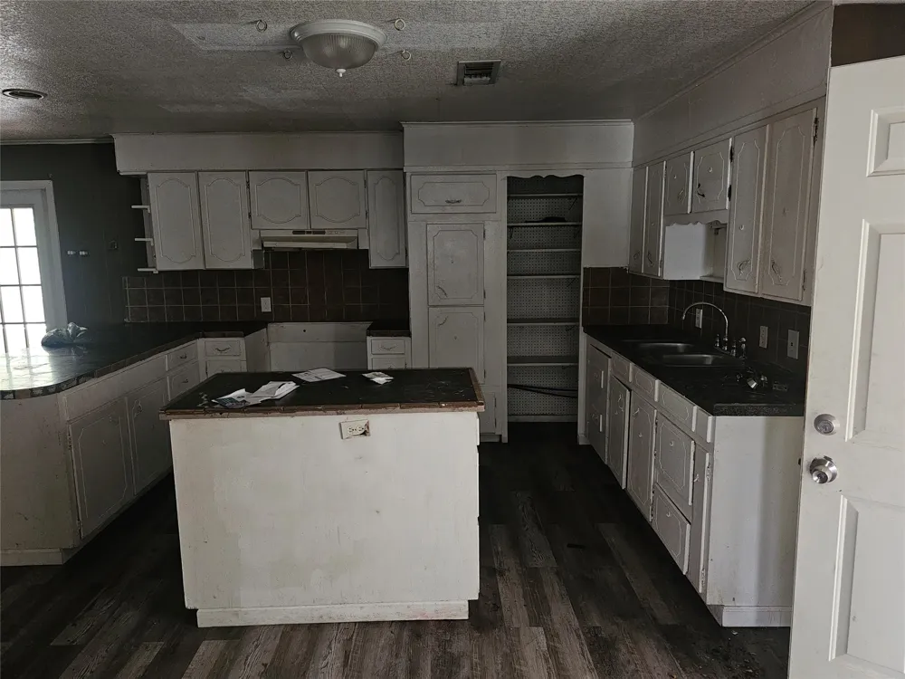 2711 Parkridge Street Shreveport, LA 71108
