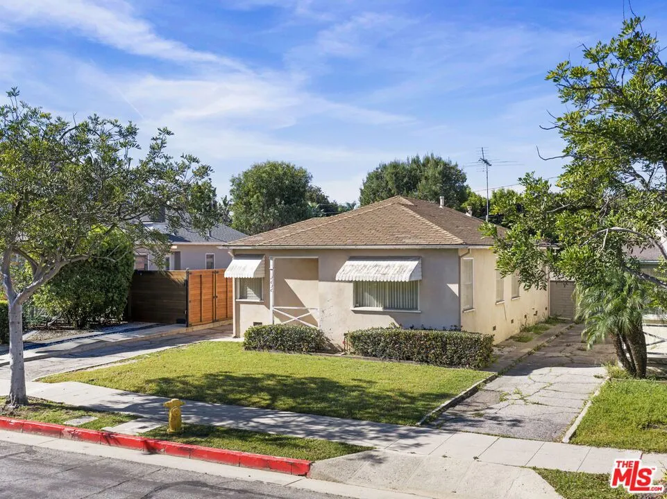 2636 33rd Street Santa Monica, CA 90405