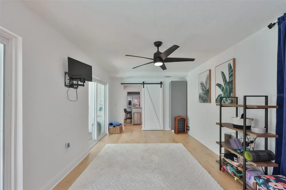 8391 59TH LANE Pinellas Park, FL 33781