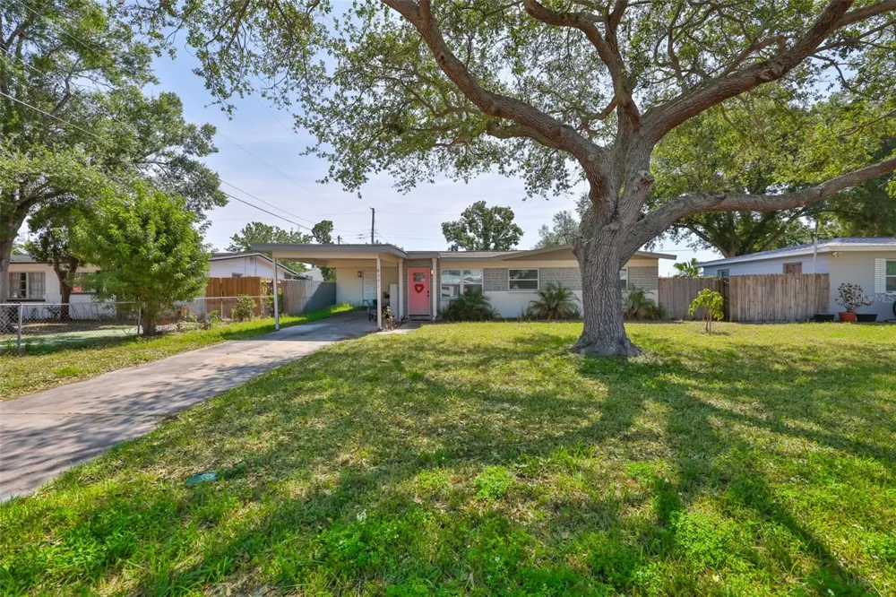8391 59TH LANE Pinellas Park, FL 33781