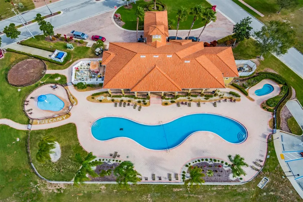 575 BAY LEAF DRIVE Poinciana, FL 34759