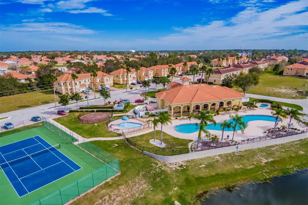 575 BAY LEAF DRIVE Poinciana, FL 34759