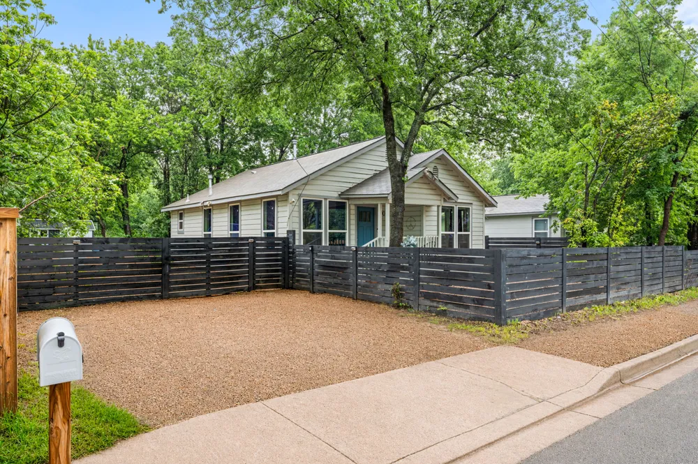 100 Florence Drive #B Austin, TX 78753