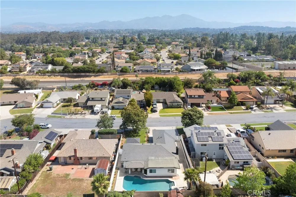 24812 Calle El Toro Grande Lake Forest, CA 92630