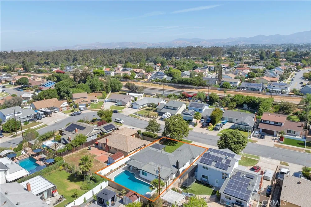 24812 Calle El Toro Grande Lake Forest, CA 92630