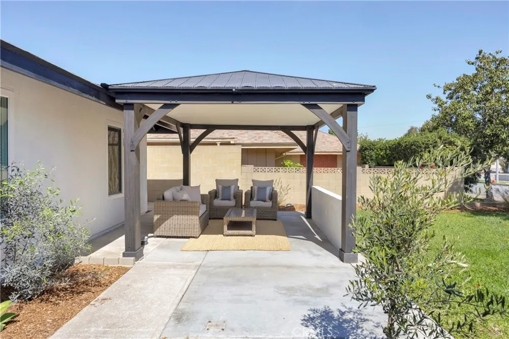 24812 Calle El Toro Grande Lake Forest, CA 92630