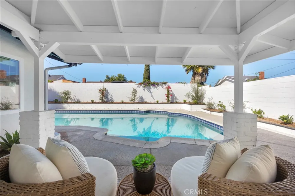 24812 Calle El Toro Grande Lake Forest, CA 92630