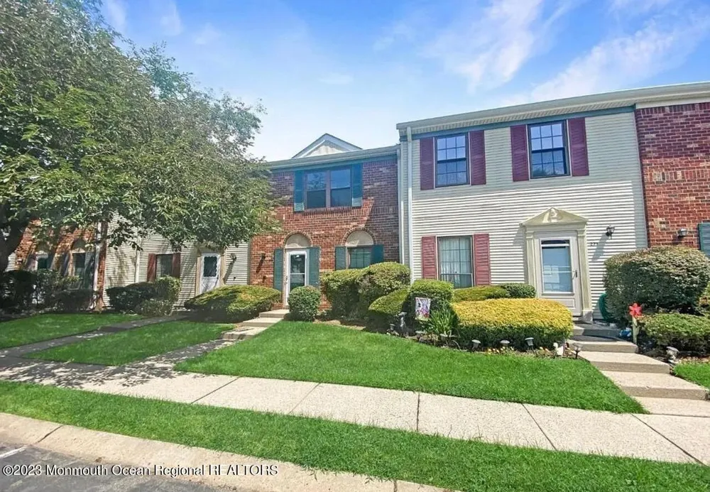 269 Bromley Place #269