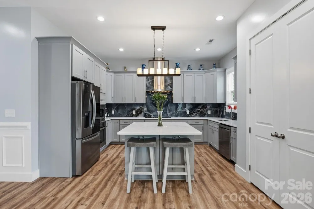 4950 Surfwood Drive Sherrills Ford, NC 28673