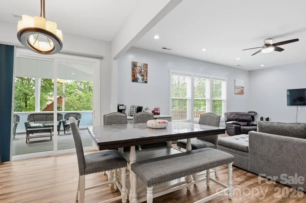 4950 Surfwood Drive Sherrills Ford, NC 28673