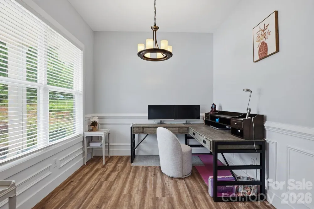 4950 Surfwood Drive Sherrills Ford, NC 28673