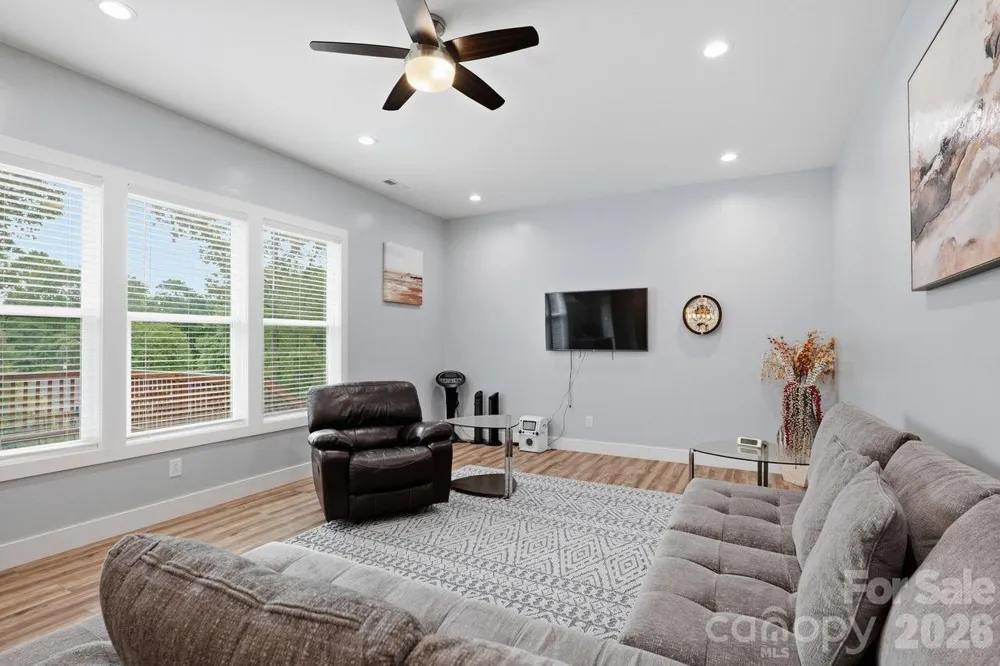 4950 Surfwood Drive Sherrills Ford, NC 28673