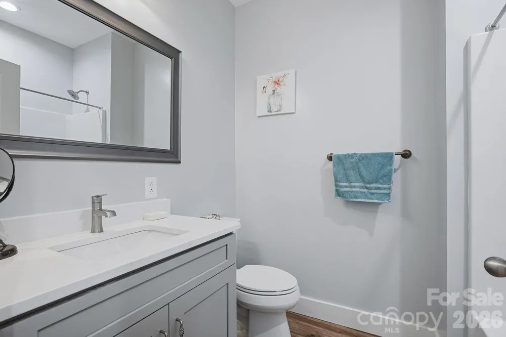 4950 Surfwood Drive Sherrills Ford, NC 28673