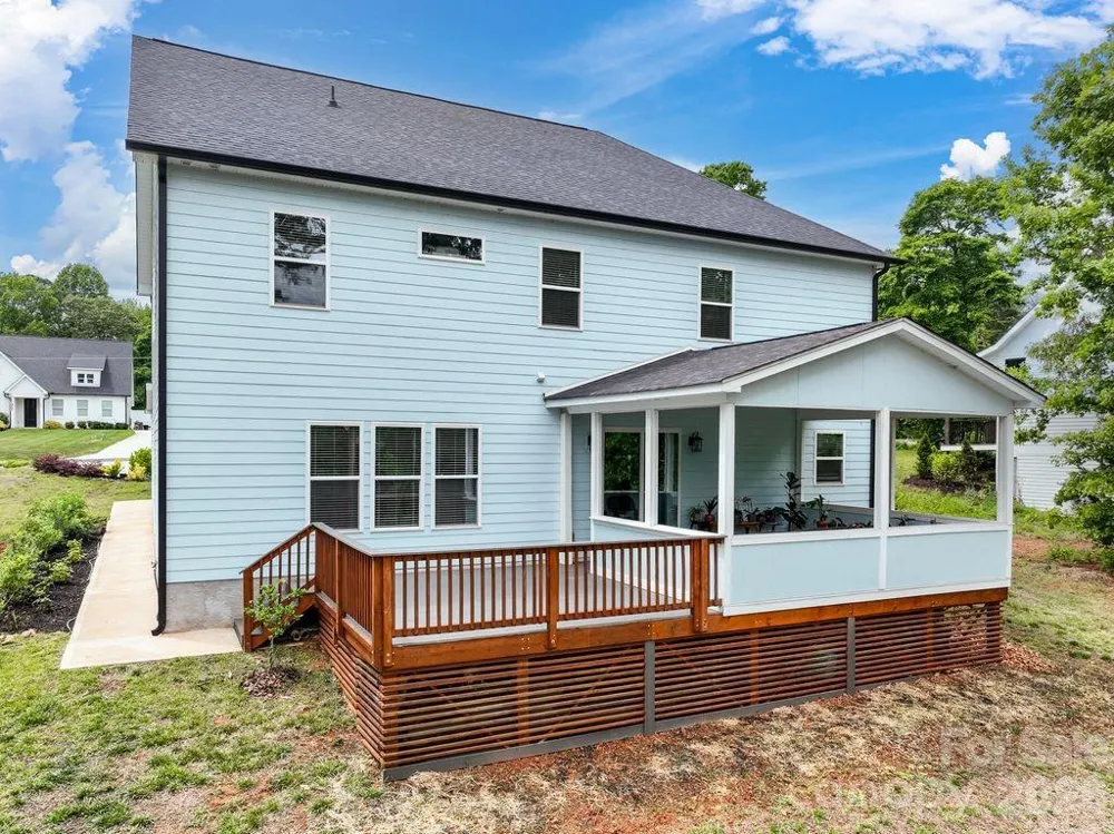 4950 Surfwood Drive Sherrills Ford, NC 28673