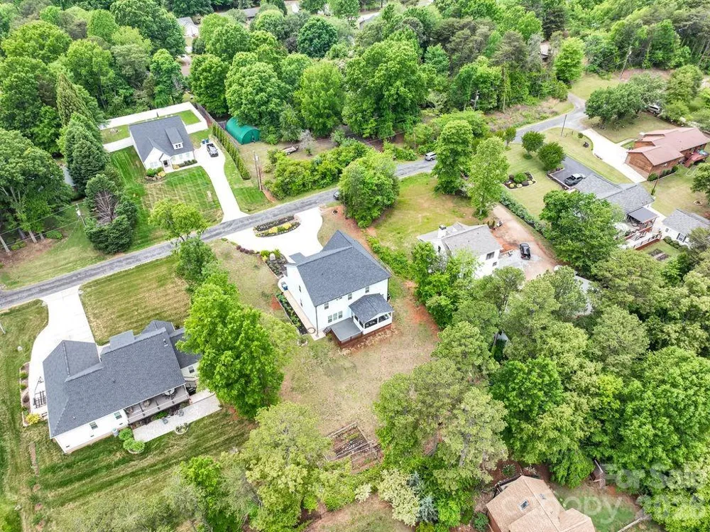 4950 Surfwood Drive Sherrills Ford, NC 28673