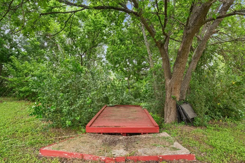 1004 Tillamook Street Hewitt, TX 76643