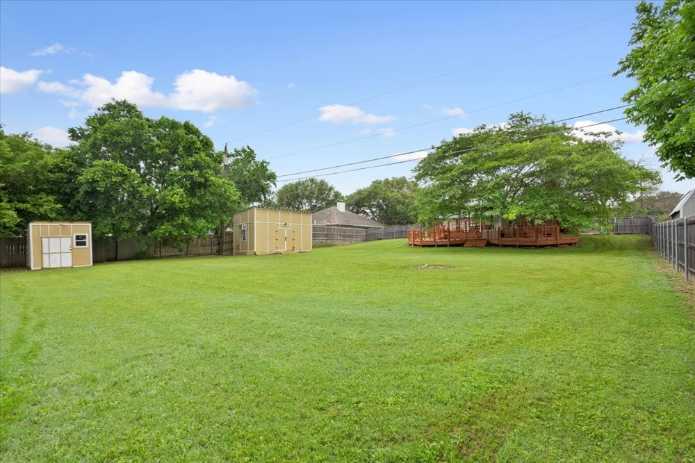 1004 Tillamook Street Hewitt, TX 76643