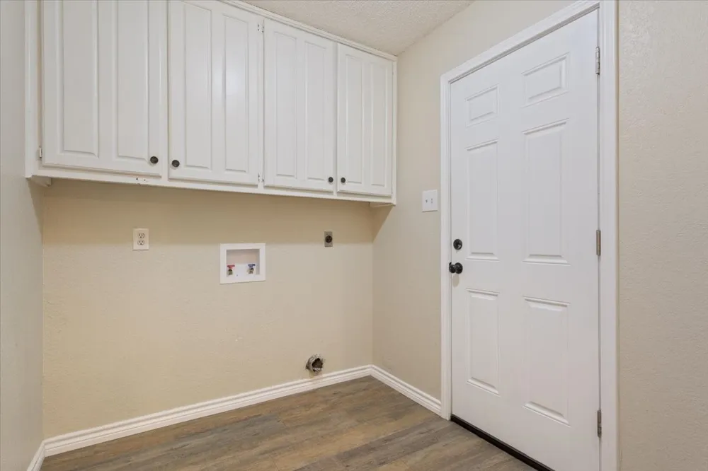1004 Tillamook Street Hewitt, TX 76643