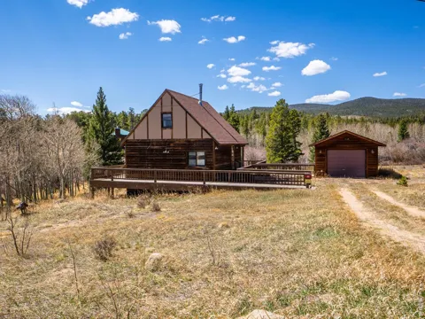 621 Tesuque Trail