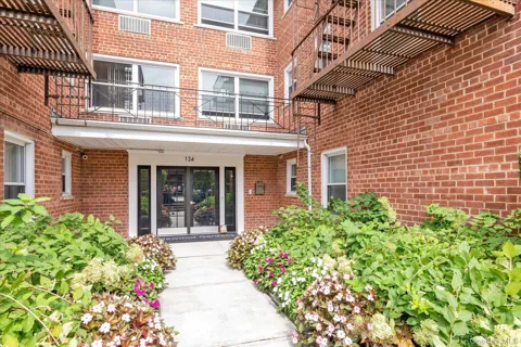 124 S Park Avenue #1-P