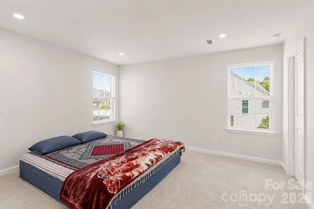 3243 Streamside Drive Davidson, NC 28036